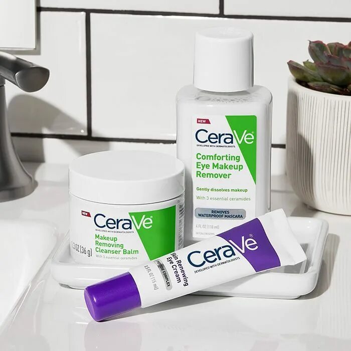 Cerave как пользоваться. Косметика cerave для проблемной кожи. cerave крем для проблемной кожи. cerave для комбинированной кожи.