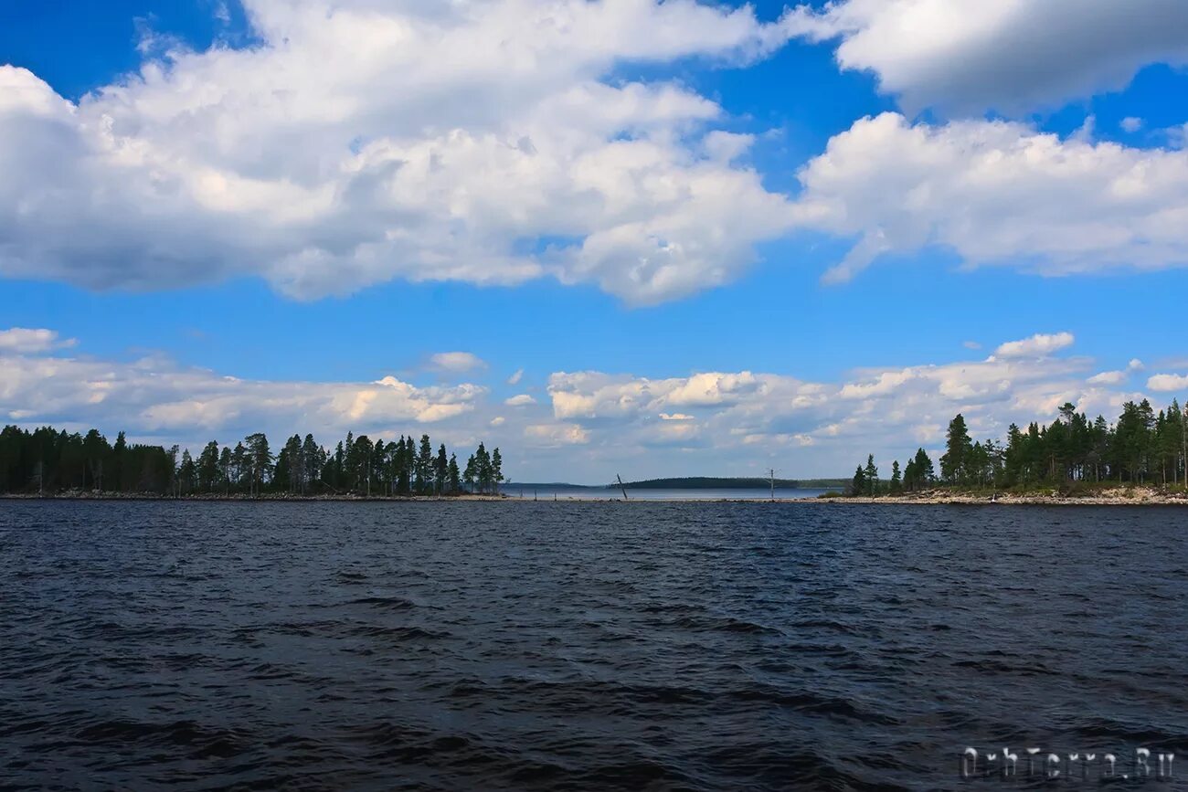 Озеро среднее озерное