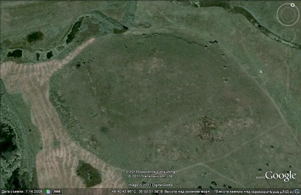 Курганская область со спутника в реальном времени. Курганы могильники со спутника. скифские курганы ставропольский край. поселения скифов на спутниковых картах. курганы вид со спутника.