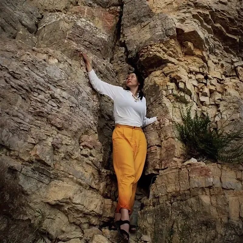 Пиструй владилен. Костя вяжевич. 360 метров на юго - восток. Киреенко сергей николаевич брянск. Владилен выжить в самарканде.