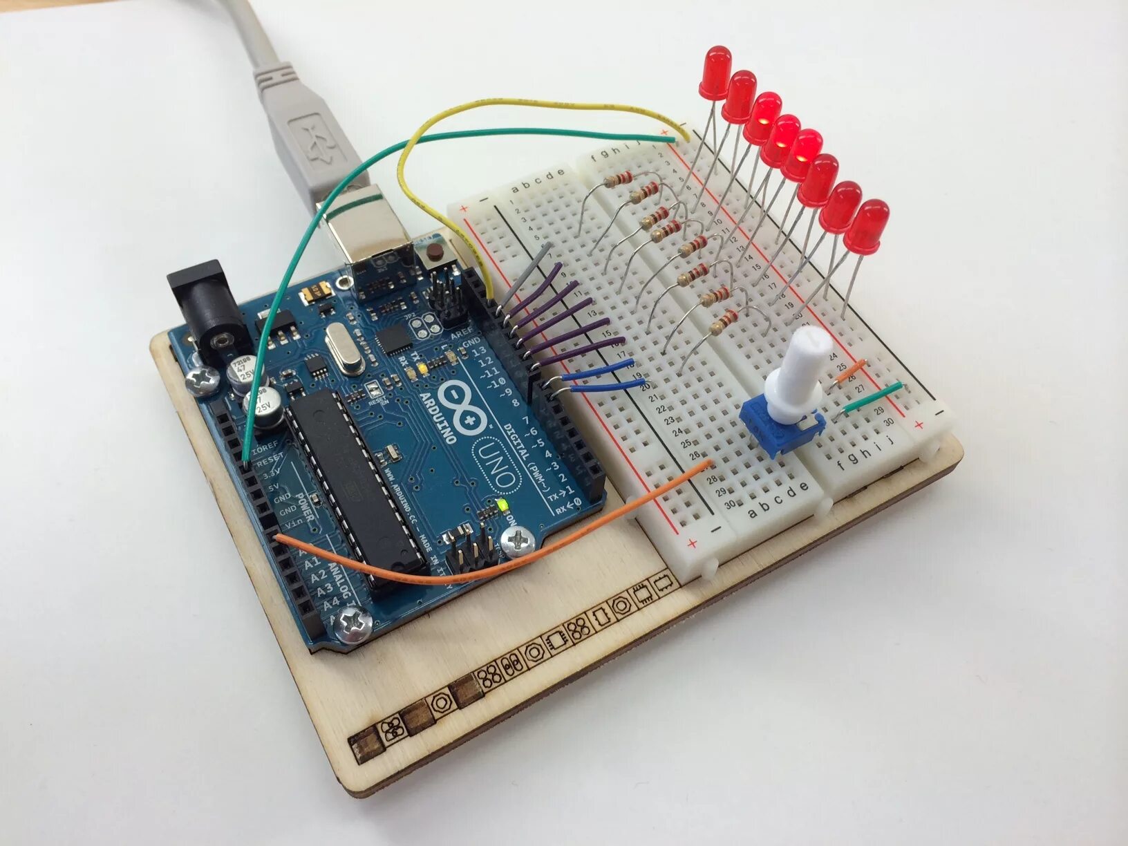 Ардуино форум. Ардуино уно. Arduino uno платы. Сборка на ардуино уно. Макетная плата ардуино.