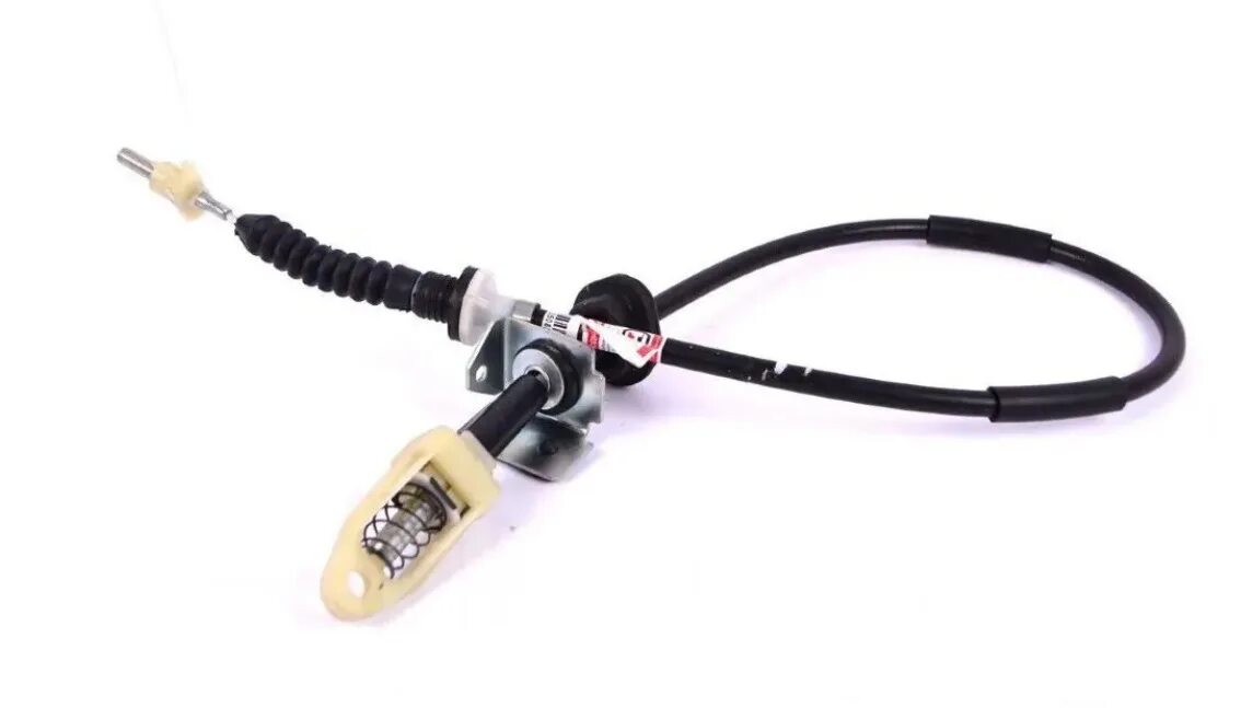 Трос педали сцепления ваз 2114. Трос сцепления приора 8кл. Тросовое сцепление. Тросик сцепления форд фокус 2. Пыльник троса сцепления 2190.