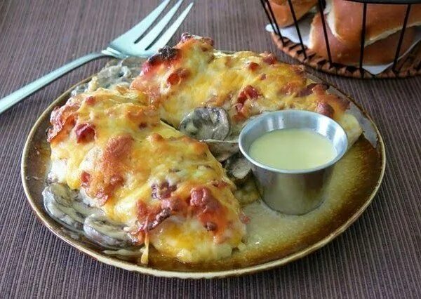 Запеченное куриное мясо с ананасами и сыром рецепт с фото пошагово Recipe Ethnic