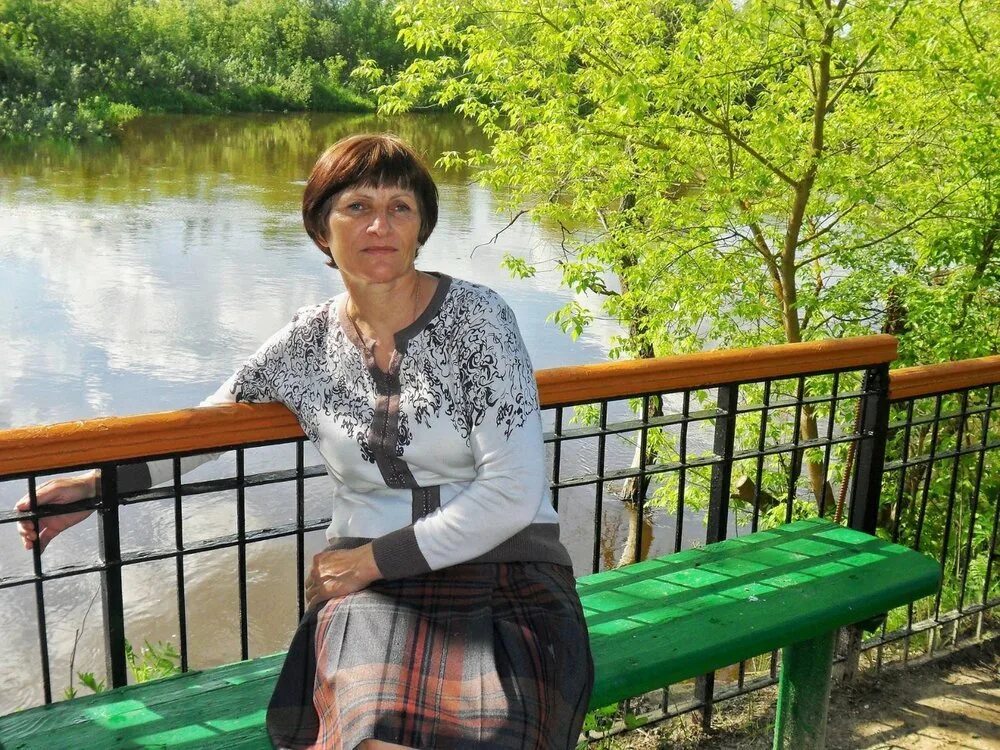 Одинокие женщины тульской области. Девушки города щекино тульской области. Одинокие женщины в туле. Тула. Женщина тульская область.