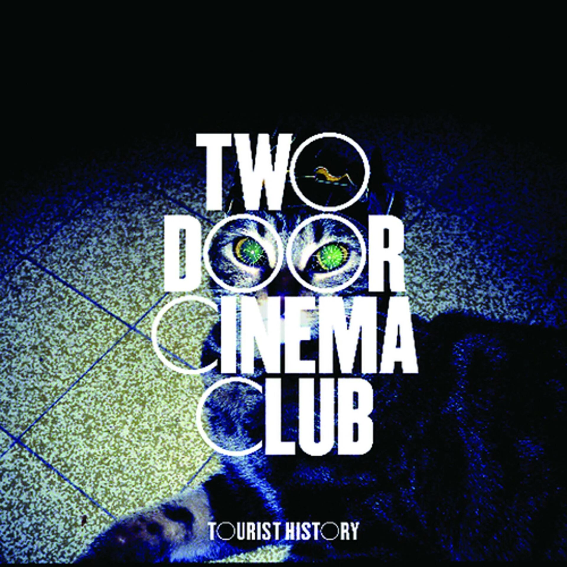 Two doors cinema undercover martyn. Two door cinema club альбомы. two door cinema club tourist history. two door cinema club undercover martyn. two door cinema club обложка.