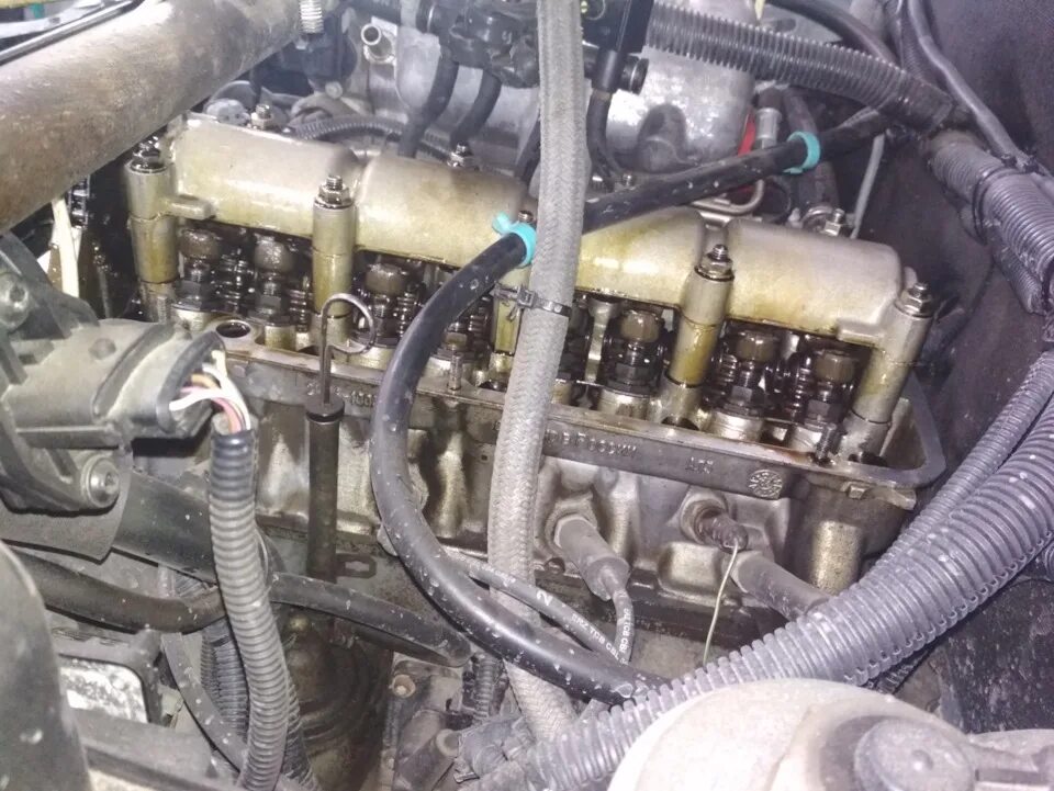 Порядок бронепроводов нива инжектор. Номер двигателя нива шевроле 2017. Нива шевроле 2006 провода на свечи. Нива шевроле порядок работы цилиндров. Номер двигателя нива шевроле 2007.