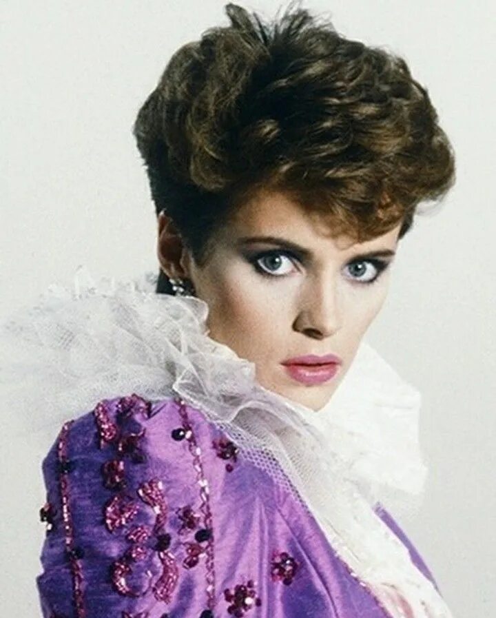 Sheena easton. Sheena easton шина истон. Шина истон сейчас. Miami vice sheena easton. Sheena easton в молодости.