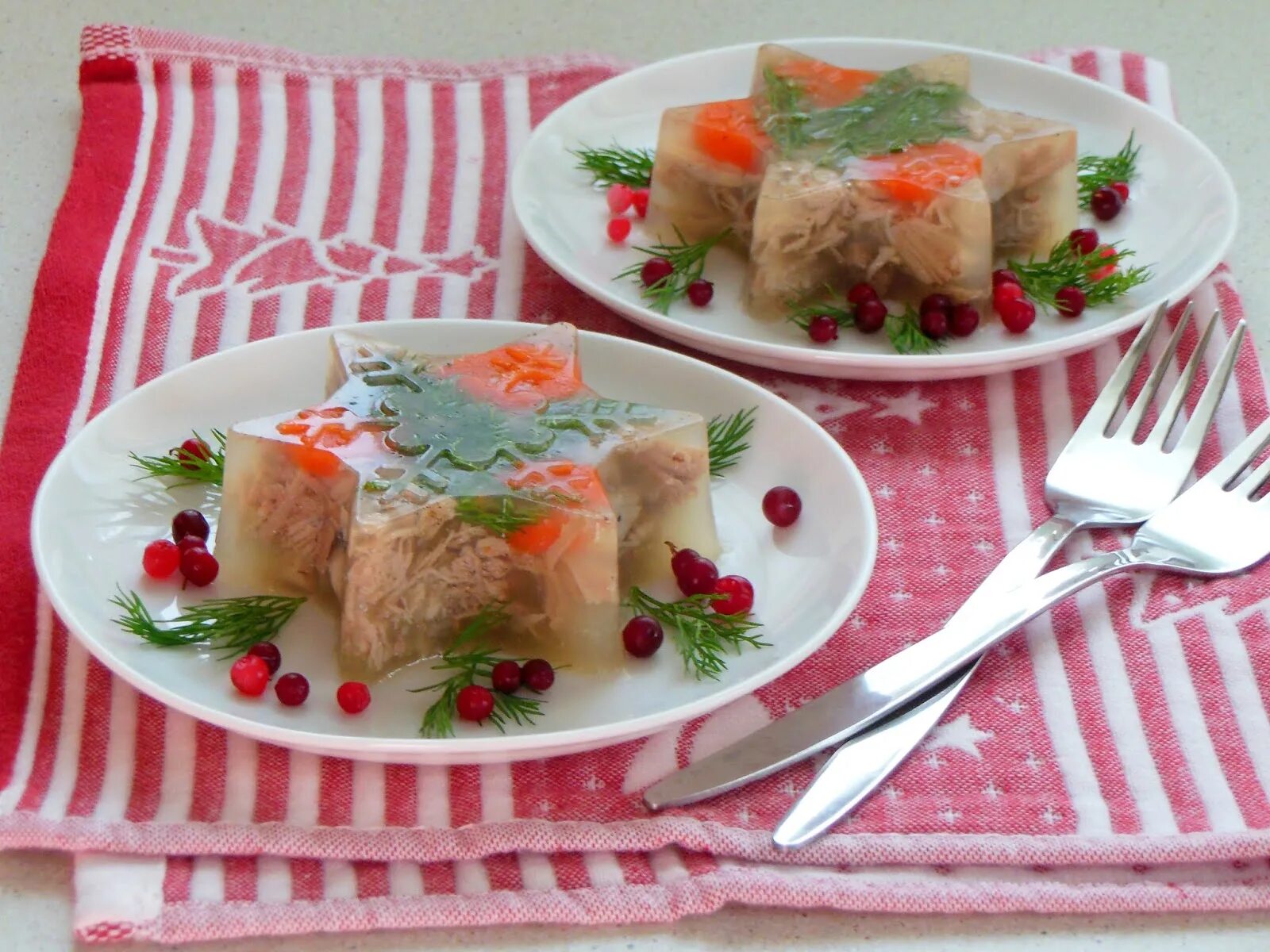 Молодец холодец. Холодец. холодец на новый год. студень из курицы. холодец по домашнему.