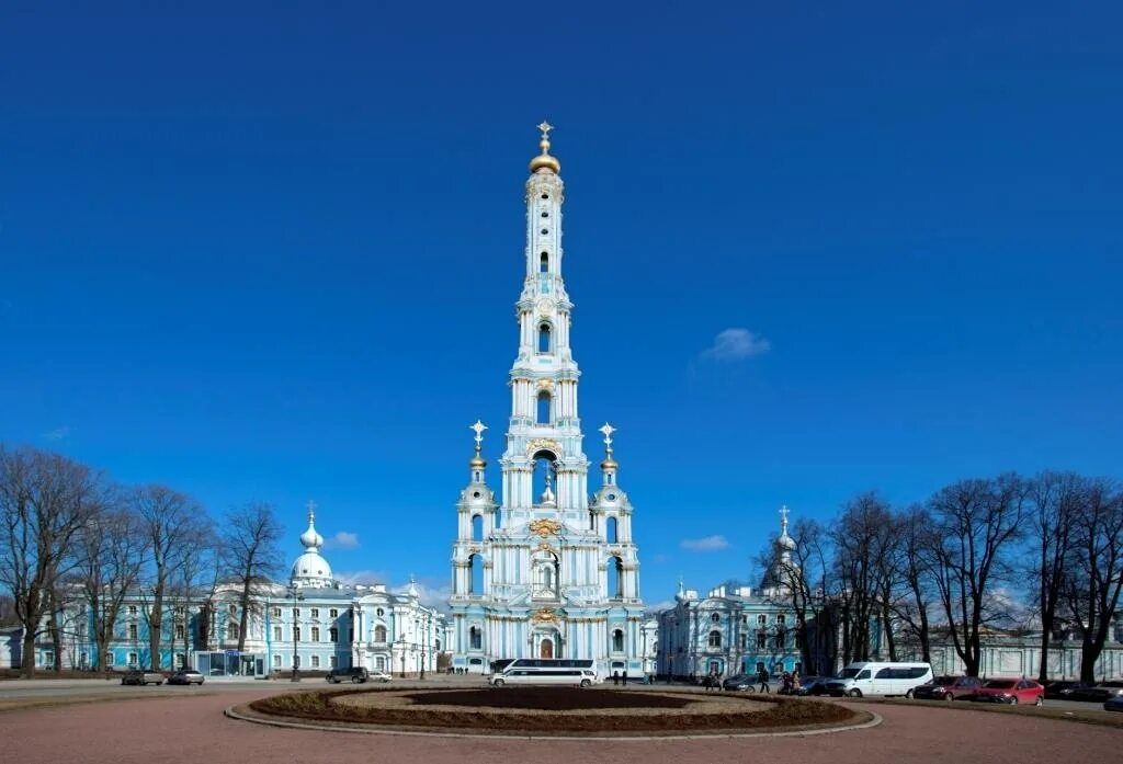 Колокольня собора. Колокольня смольного собора в санкт-петербурге. звонница смольного собора в санкт-петербурге. колокольня смольного монастыря. колокольня смольного собора.