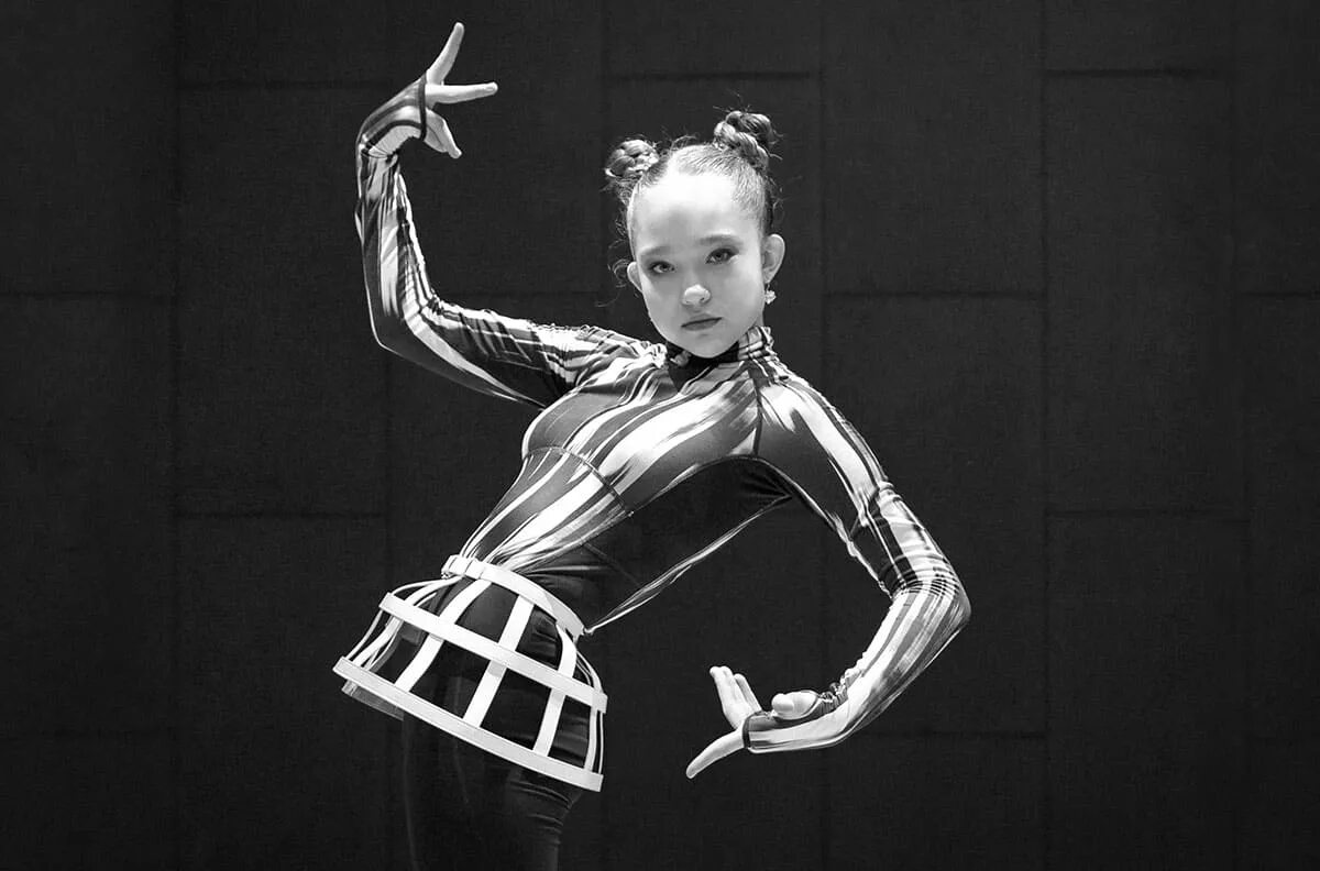 Саша ив танцы. Александра киселева танцы на тнт. Александра киселева танцы на тнт кастинг. Танец саши. Александра киселева танцы на тнт кастинг.