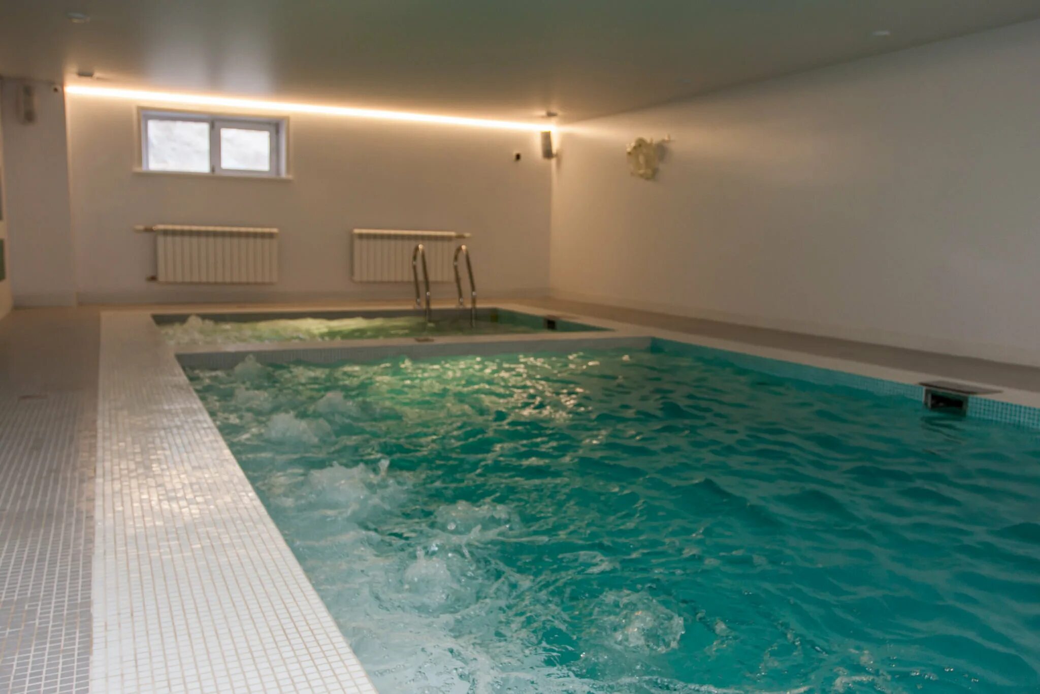 Грин хаус оренбург база отдыха. Термальный центр шерегеш. Термальный центр серебряные родники. Серебряные родники шерегеш. Серебряные родники шерегеш.