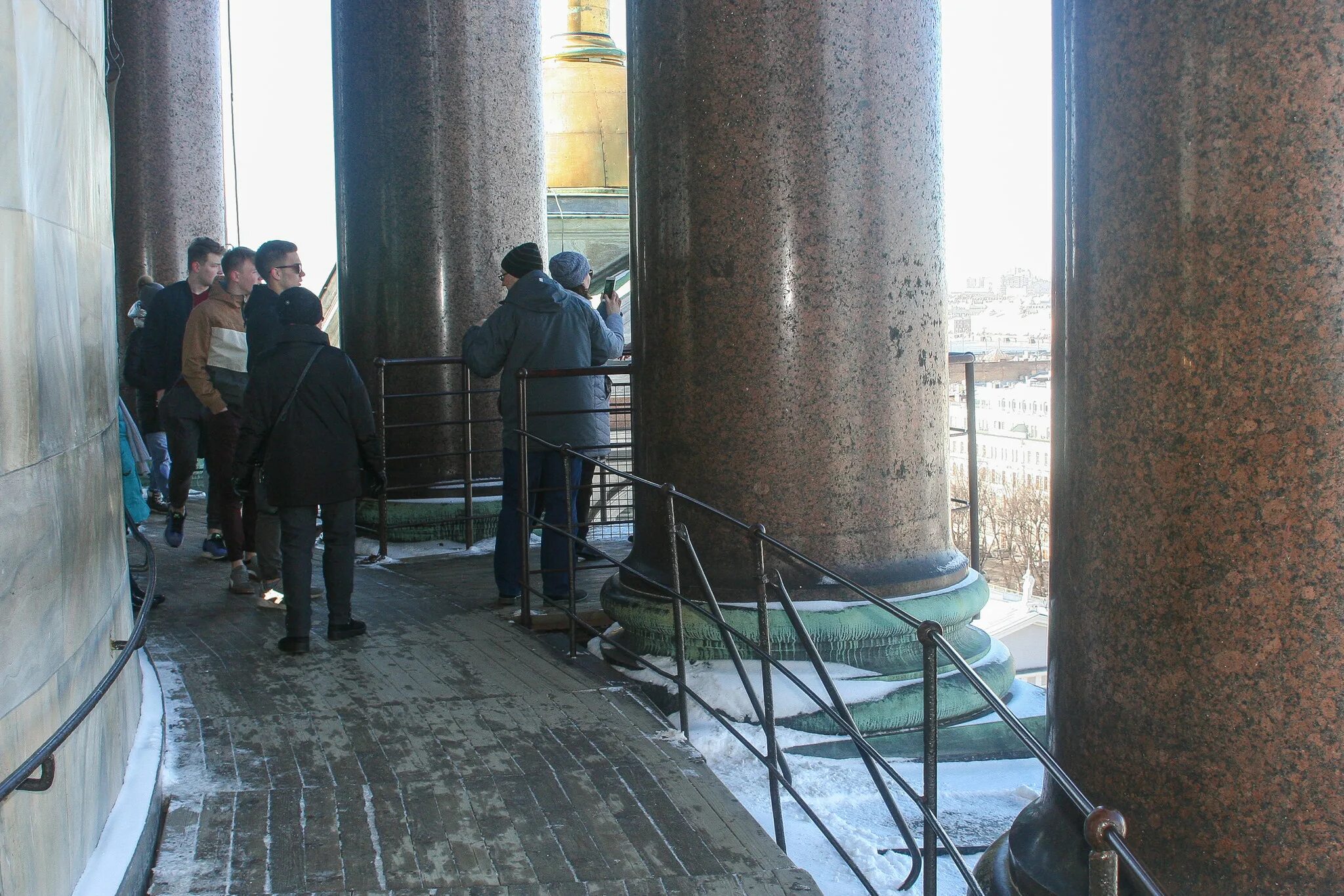 Подняться на колоннаду исаакиевского. Подняться на колоннаду исаакиевского