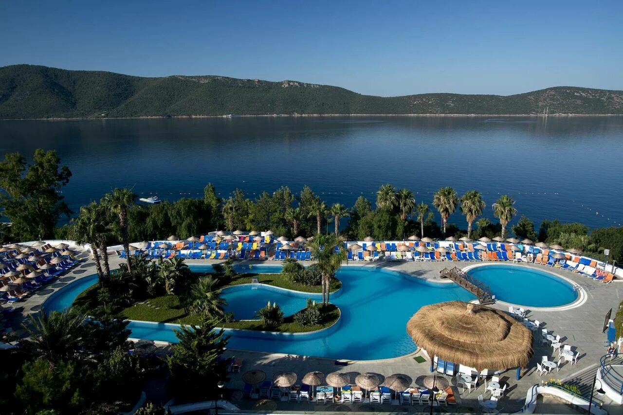 Бодрум Холидей Резорт. Bodrum Holiday Resort 5*Турция Бодрум. Бодрум Холидей Резорт спа 5 Турция. Бодрум Холидей Резорт 5 Бодрум. Holiday бодрум