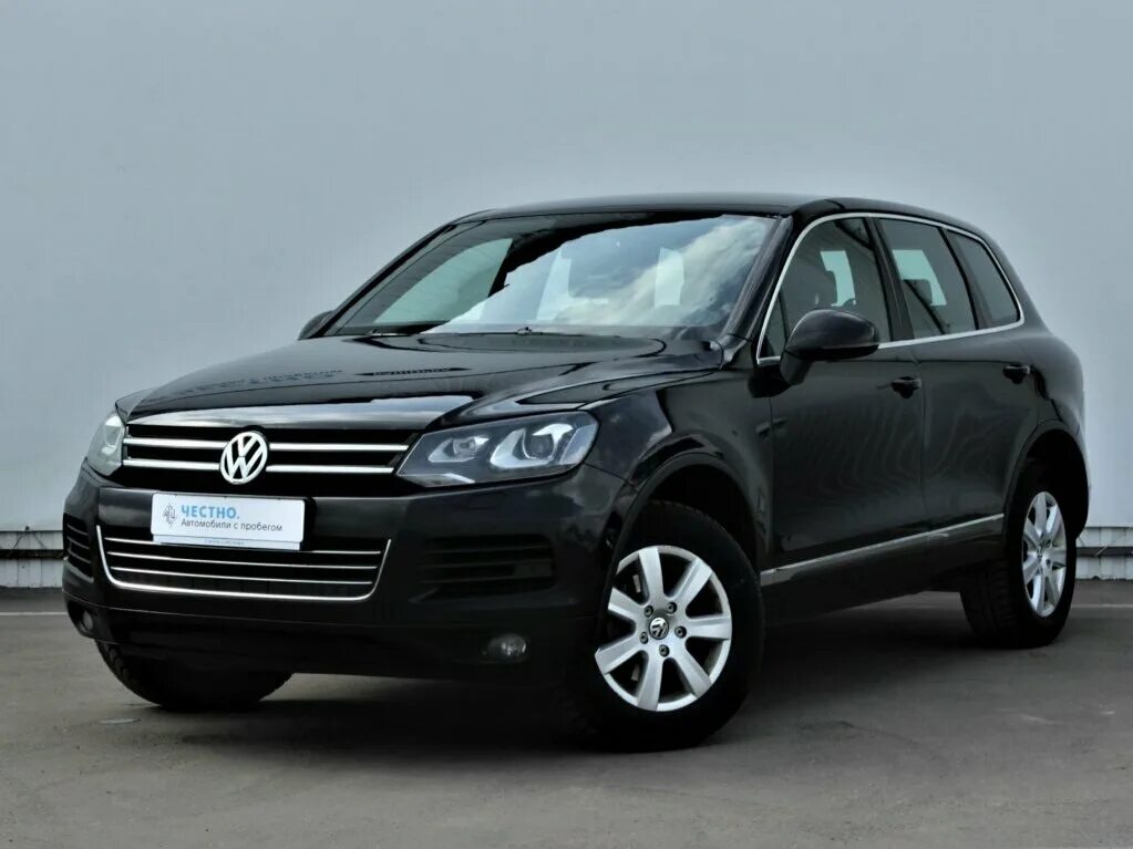 VW Touareg 2 черный. Volkswagen Touareg 2013 Black. Машина Фольксваген Туарег черный. Volkswagen Touareg 2014 черный. Фольксваген туарег купить с пробегом на авито