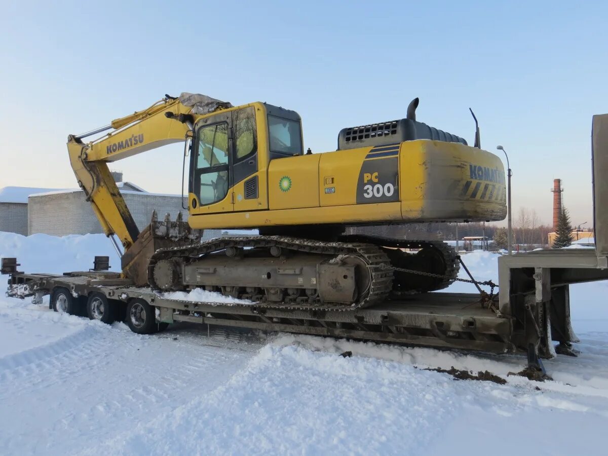 Комацу рс 300. Гусеница Комацу рс300. 723-46- Komatsu РС-300. Экскаватор Коматсу рс409 с бурилкой.