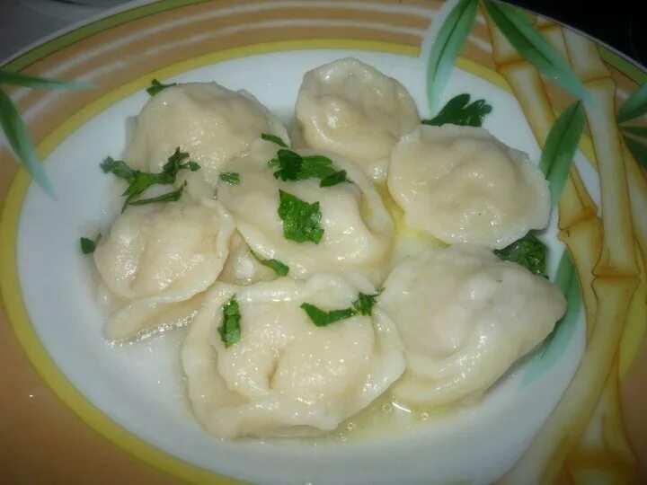 Можно ли пельмени при диабете 2 типа. Пельмени с куриным. пельмени при сахарном диабете. пельмени с куриным фаршем. пельмени домашние с курицей.
