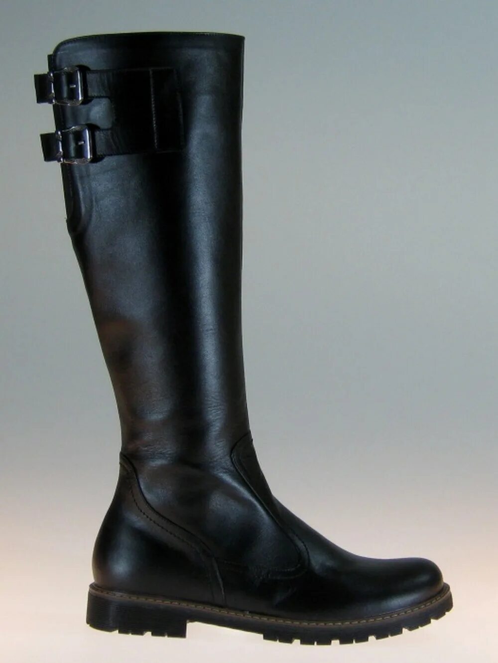 Фабрика сапог. Фабрика сапог. Фабрика сапог. Сапоги фабрики северянка 90х годов. 84083021 сапоги ионесси.