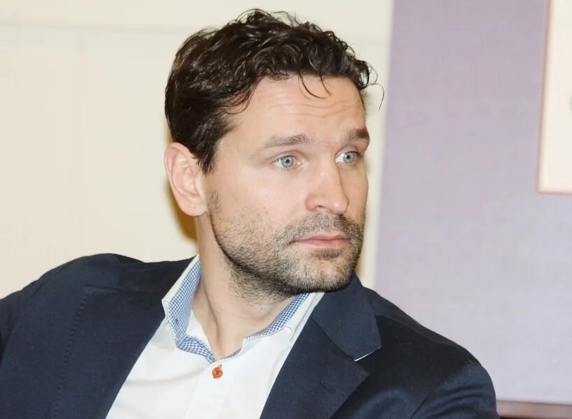 Билеты на концерт Виктора Добронравова и "Ковер-квартета" в Театре имени Евг. Ва