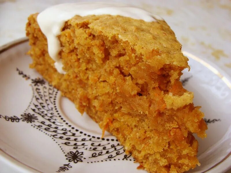 Морковный пирог. Пирог кабачково морковные. Пирог рыжик с морковью. Постный морковный пирог. Приготовь и съешь морковный пирог.