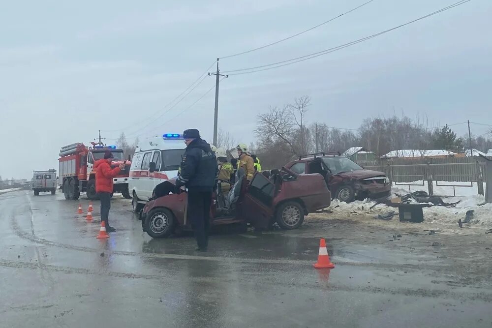 Ку66 каменск уральский происшествия сегодня. ДТП В Свердловской области.