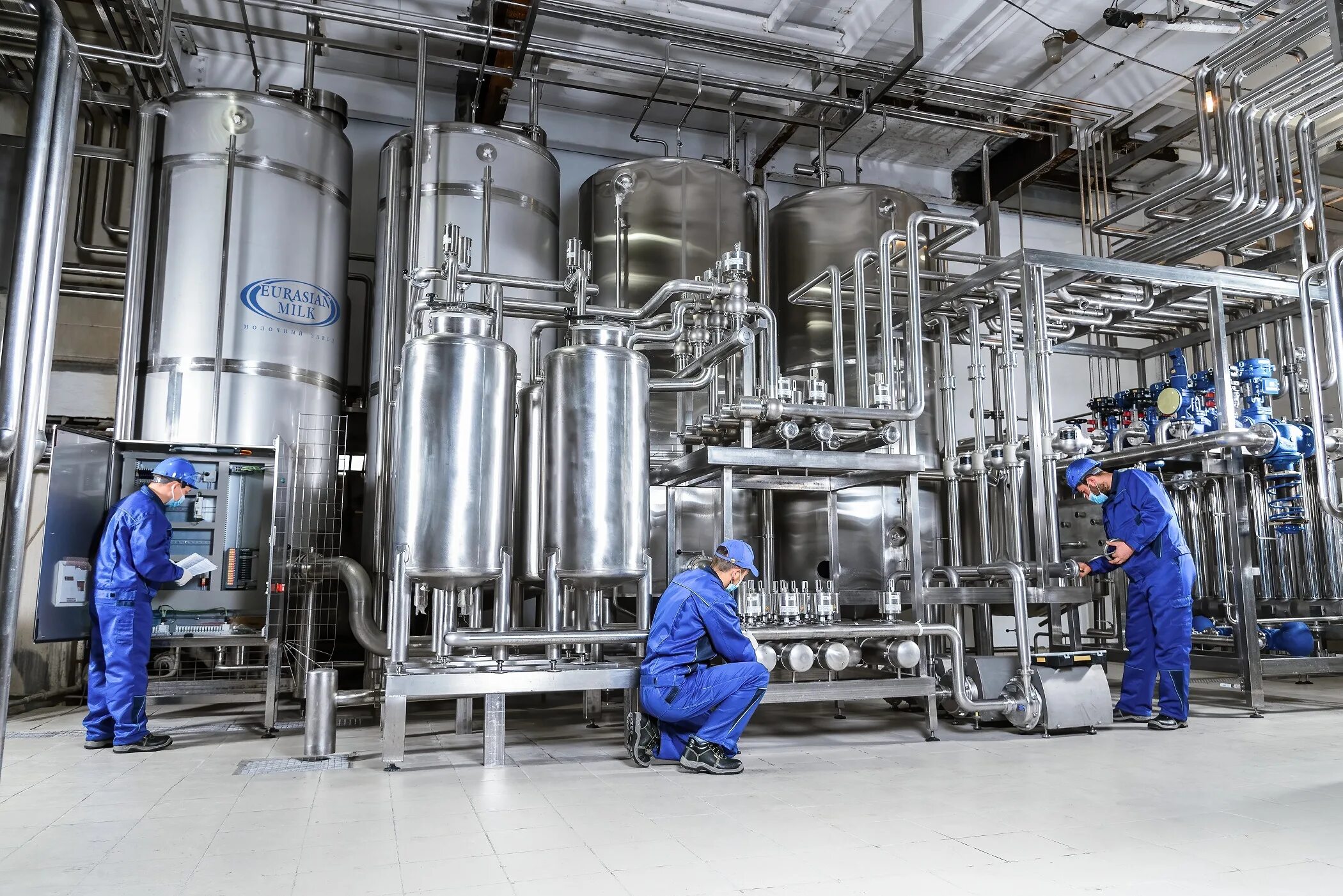 Казахстан петрокемикал индастриз инк. Нпз завод в казахстане. Промышленность казахстана. Фабрики в казахстане. Атырау нпз.