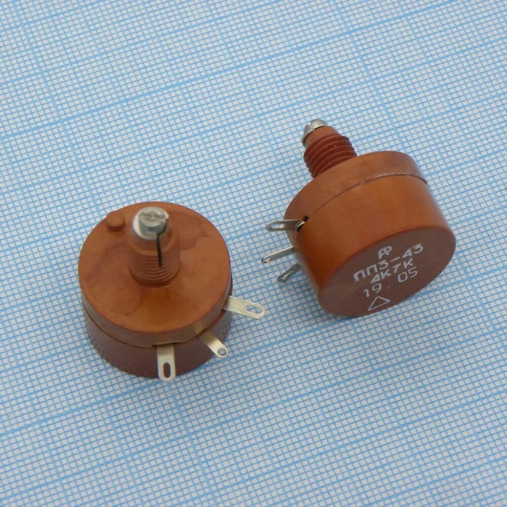 64 10 40 7. Резистор пп3-43 к122к. Резистор (сп3-4бм) 8912a. Резистор пп3-40 к68к. Переменный проволочный резистор пп3-12.