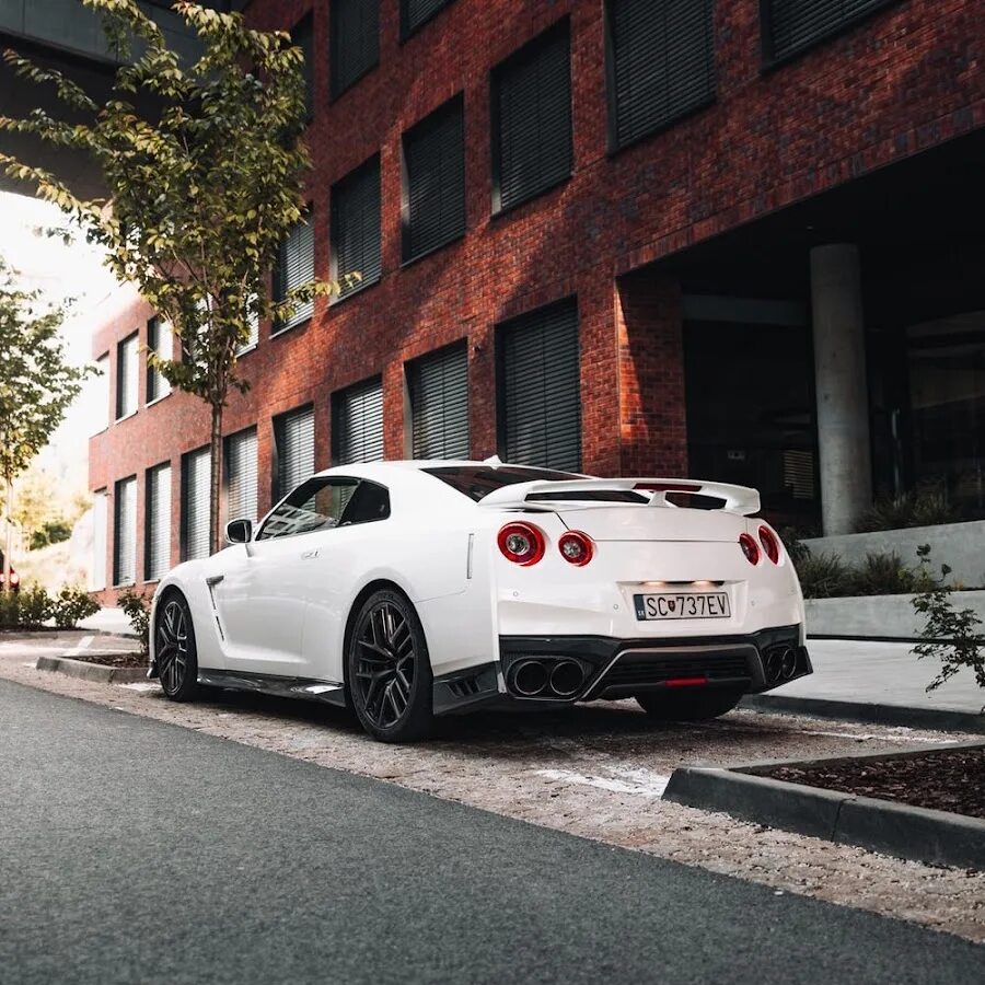Nissan skyline gtr r35. Исходники машин. Lamborghini aventador 1980. Ламборгини авентадор белая. Исходники машин.