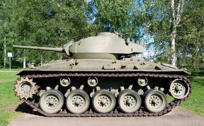 М 24. М24 Чаффи. Лёгкий танк м24 Chaffee. Танк м24 Чаффи танкотлон. Лёгкий танк США m24 "Чаффи".