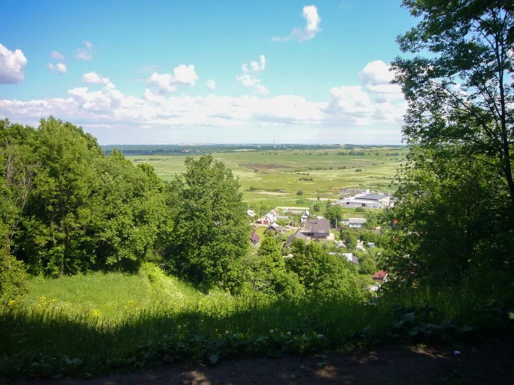 Дудергофские озера спб. Ореховая гора дудергофские высоты. Воронья гора в красном селе. Нагорный парк дудергофские высоты. Красная гора санкт петербург.