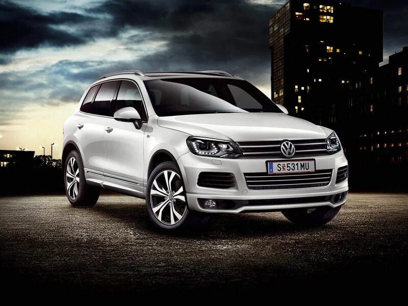 Фольксваген тигуан 1 поколение. Volkswagen touareg 2 r-line. Туарег 2013 r line. Фольксваген нф. Volkswagen touareg 2 r-line.