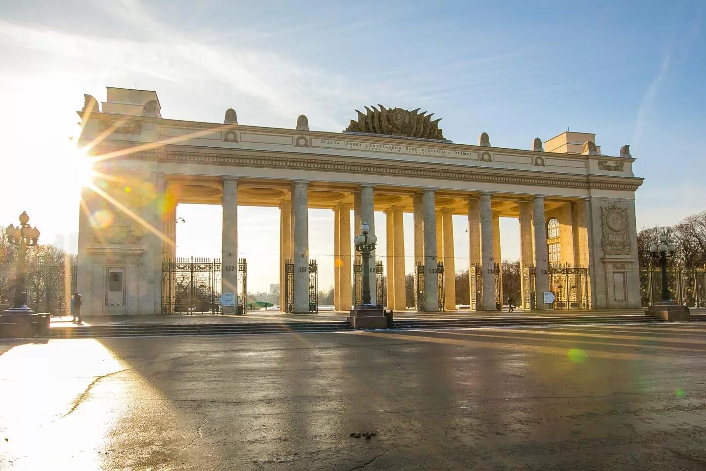 Парк Горького Москва. Центральный парк культуры и отдыха им. м. Горького, Москва. Парк культуры Горького Москва. ЦПКИО имени Горького Москва. Центральный парк максима горького