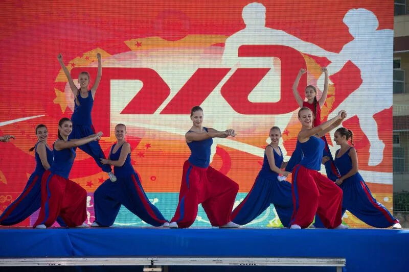 Ржд физкультурно. Спортивные мероприятия ржд. Спортивно - оздоровительный комплекс оао ржд. Фоц локомотив спб. Физкультура в школе.