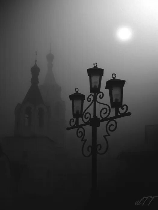 Потухли фонари. Потухший фонарь. выключенный фонарь. гаснут фонари. выключенный фонарь на улице.