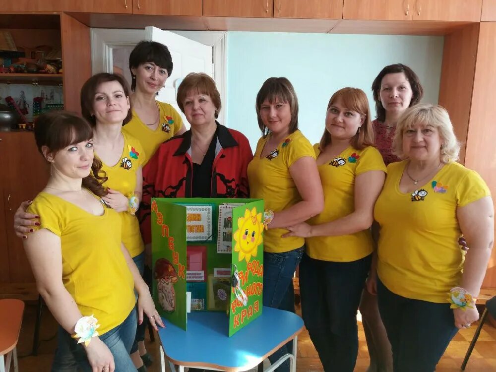 Бухгалтерия администрация. Кабинетные таблички. Курсы бухгалтера. Строительная компания зелёный сад город рязань. Бухгалтерия детский сад 466 номер телефона.