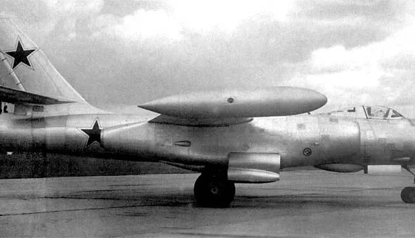 X-Plane 11.30+ Ilyushin Il-28 Beagle 1.0.1 - X-Plane Military Aircraft - FlightS