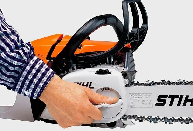 Цепь для бензопилы штиль 250. Stihl ms211c. Штиль MS 230. Натяжка цепи на бензопиле штиль 180. Stihl 230.