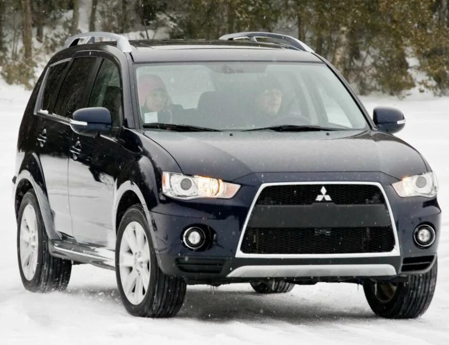 Lancer outlander. Митсубиси лансер аутлендер. mitsubishi lancer и outlander xl. лансер outlander 13. митсубиши аутлендер лансер 6.