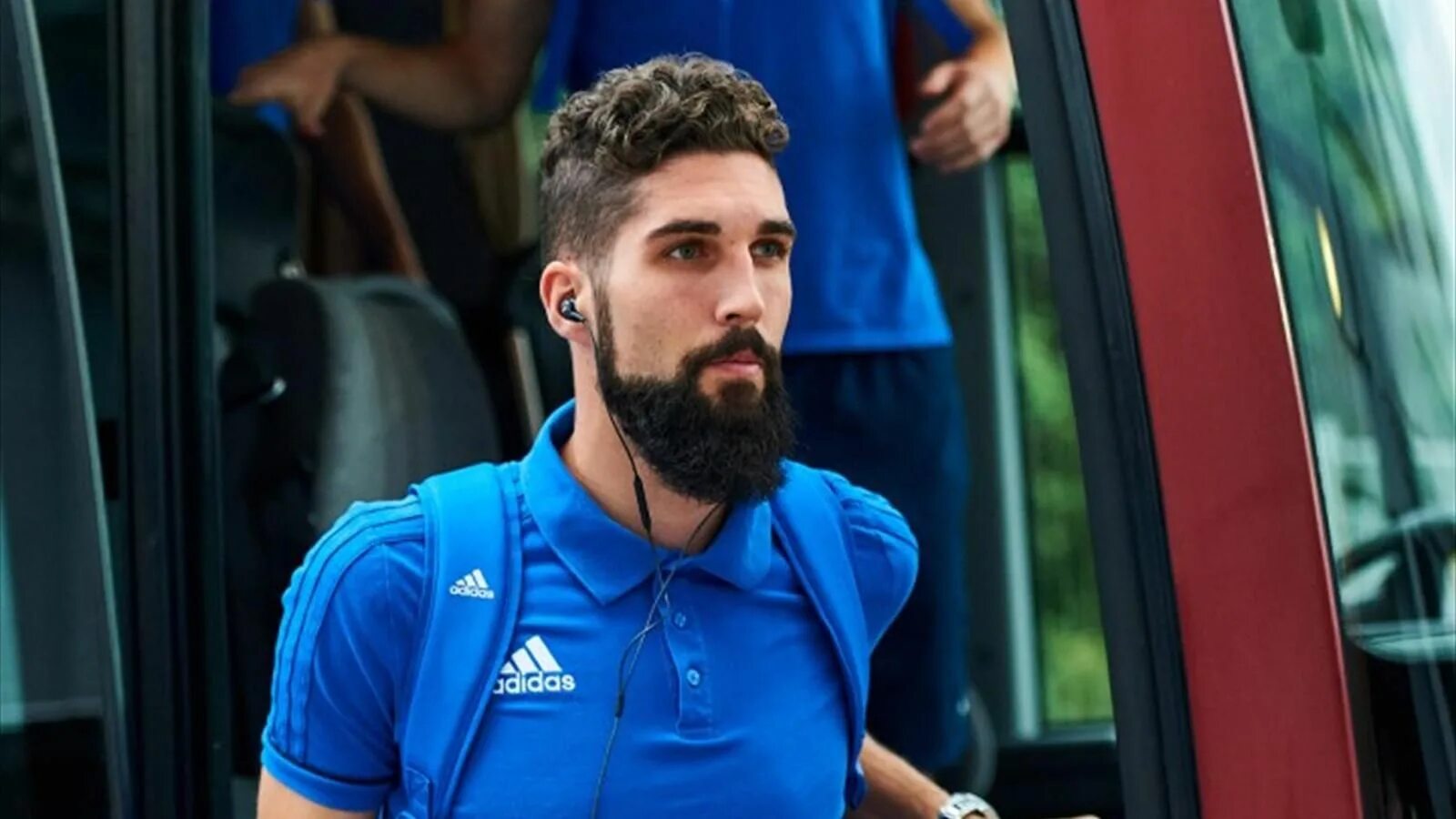 миха мевля зенит. ева мевля. миха мевля спартак 2023. миха мевля. миху мевлю.