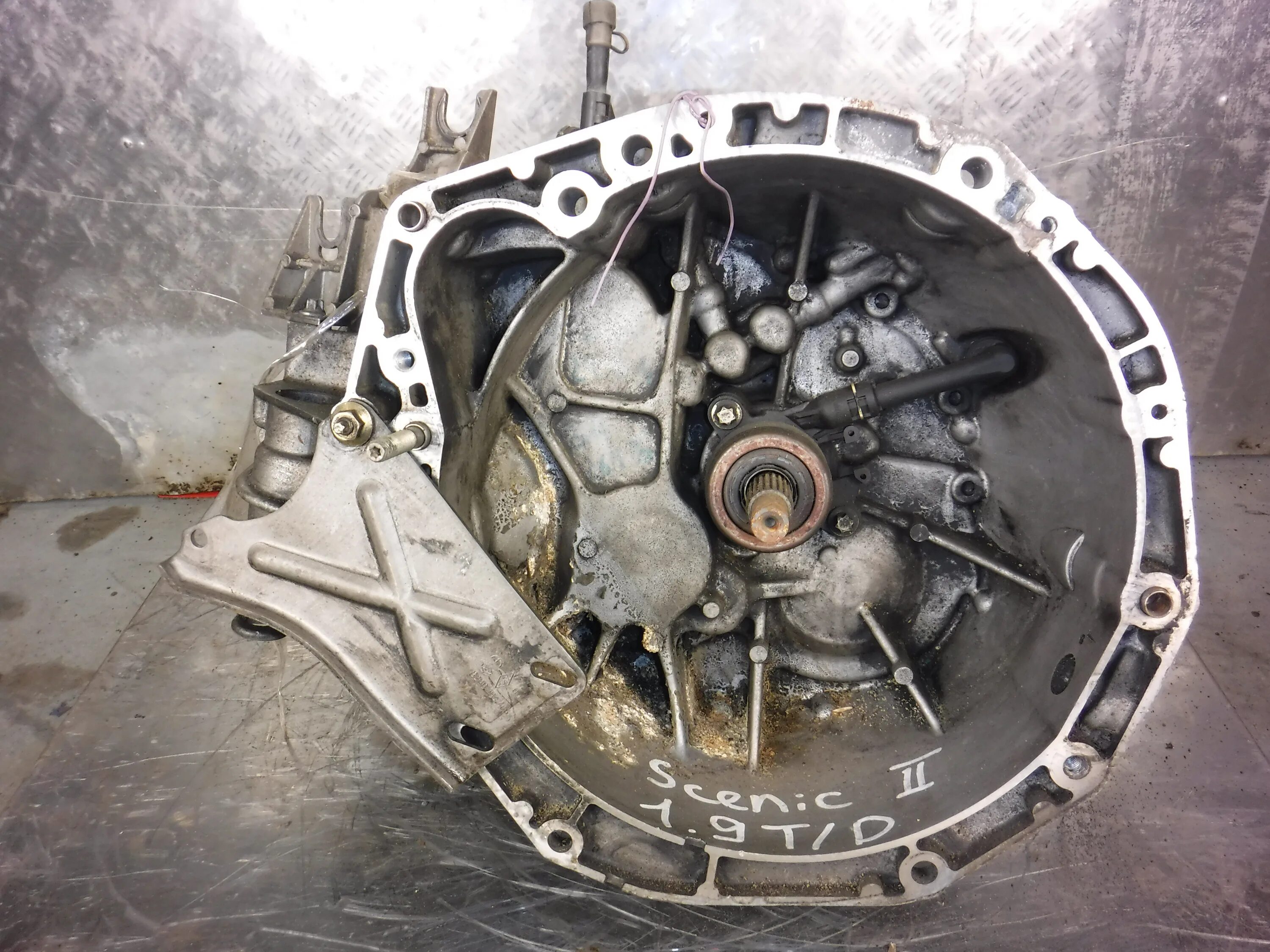 Как снять кпп рено сценик 1 Gearbox removal (Renault Scenic 1, 1996-2003) "Transmission/Car gearbox" R
