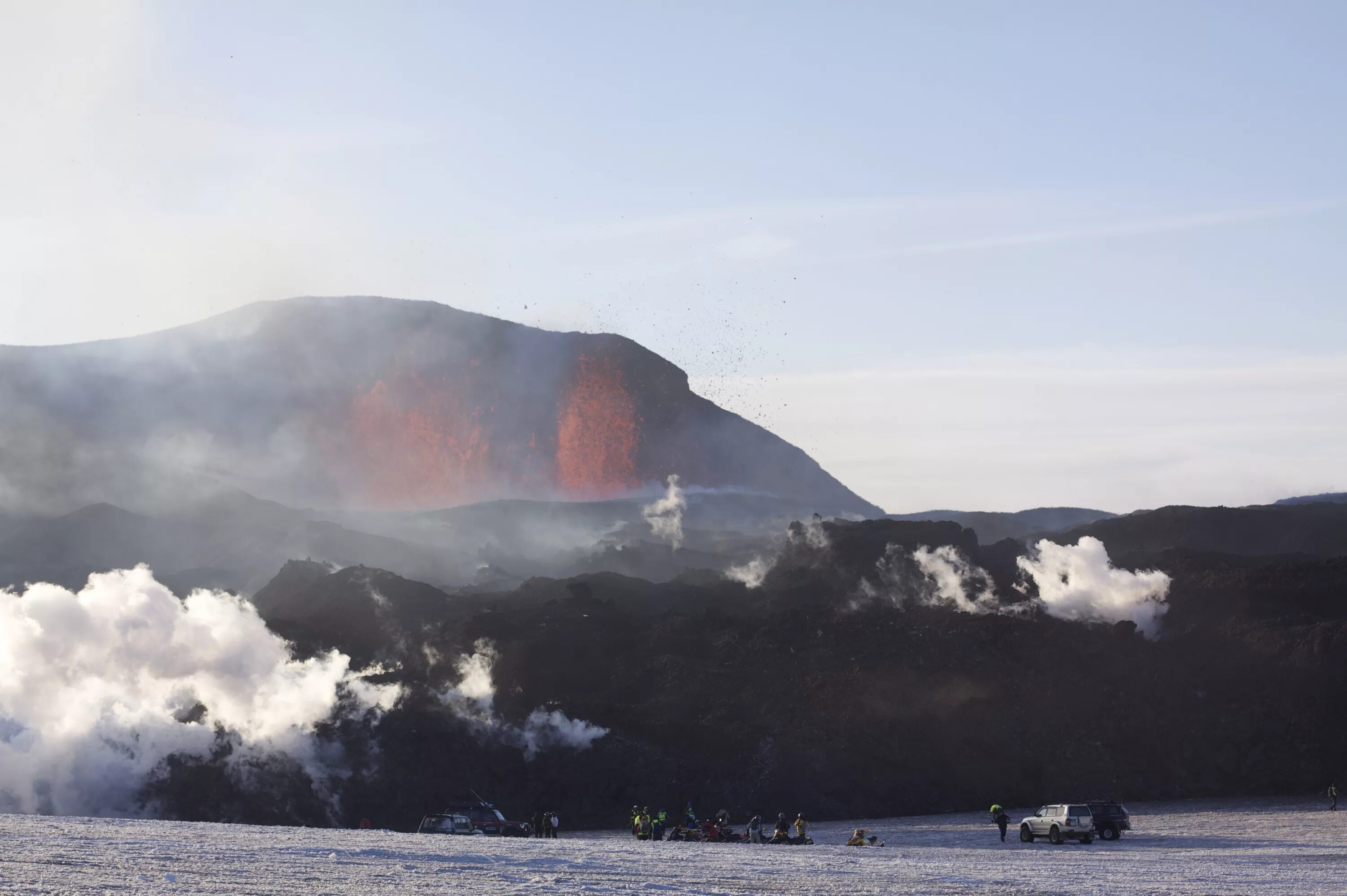 Вулкан Исландии Эйяфьятлайокудль 2010. Вулкан Эйяфьятлайокудль извержение 2010. Извержение вулкана сент-Хеленс. Вулкан Пинатубо извержение в 1991. Заметивший вулкан