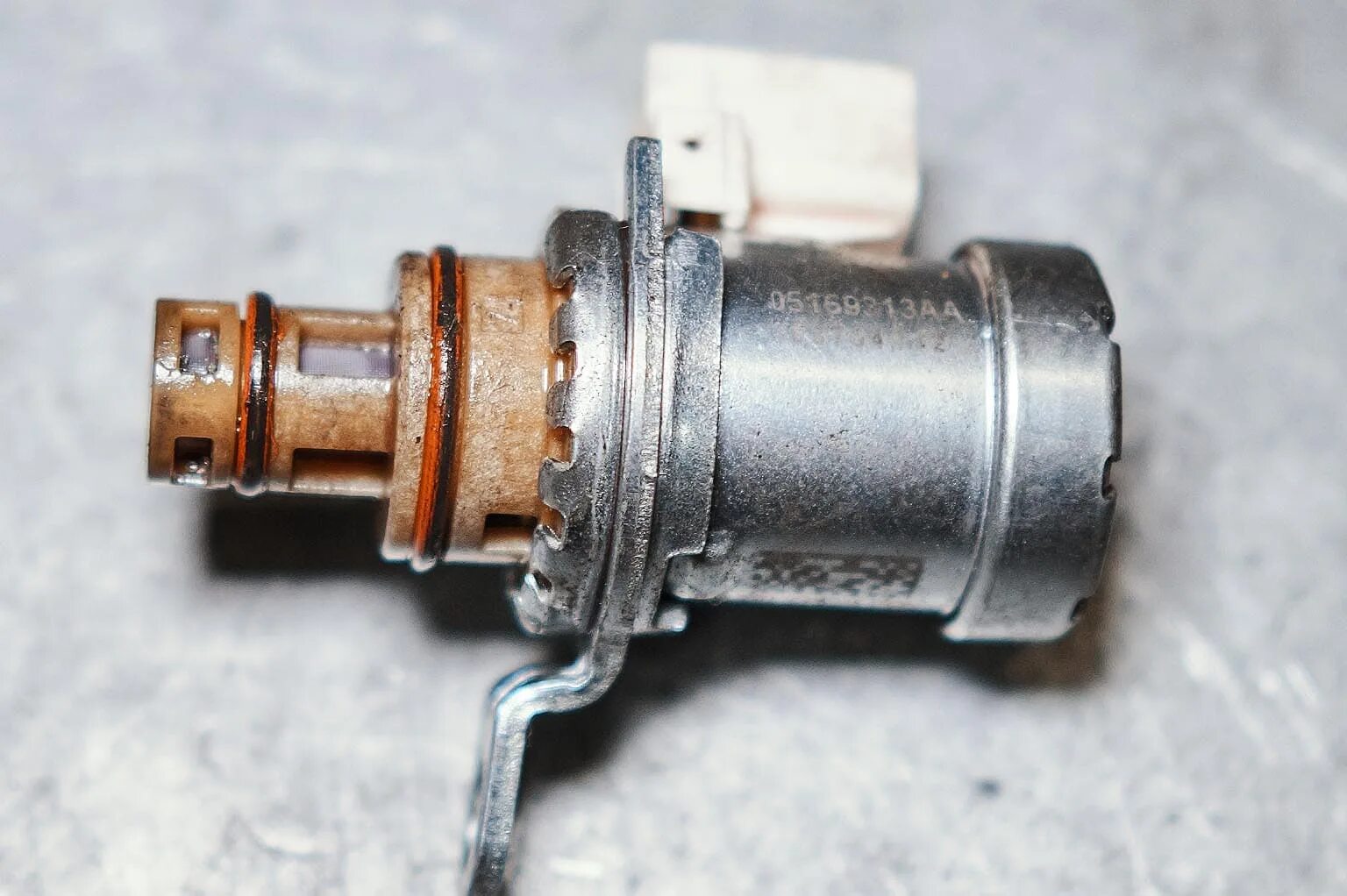 Соленоид линейного давления. Соленоид 62 te. блок соленоидов 62te. te 62 tcc solenoid. распределительный соленоид с регулятором давления акпп.