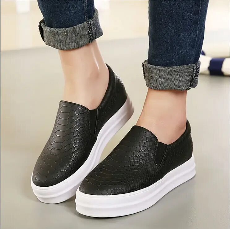 Подошве без шнурков. Слипоны (Slip-on) обувь 2021. Слипоны ДС шуз. Слипоны Cole Haan. Слипоны женские на платформе.