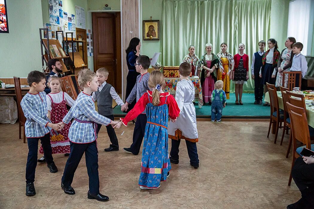 Воскресная школа сценарии праздников. Масленица в воскресной школе. Праздник Масленицы в воскресной школе. Воскресная школа, Масленица герои. Урок в воскресной школе масленичная неделя.