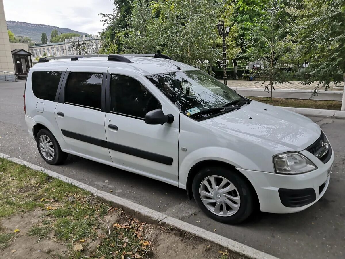 Купить ларгус бу в московской