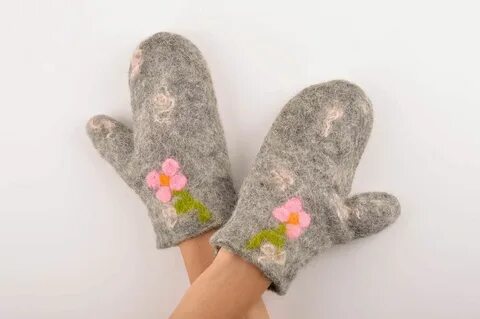 Варежки из шерсти