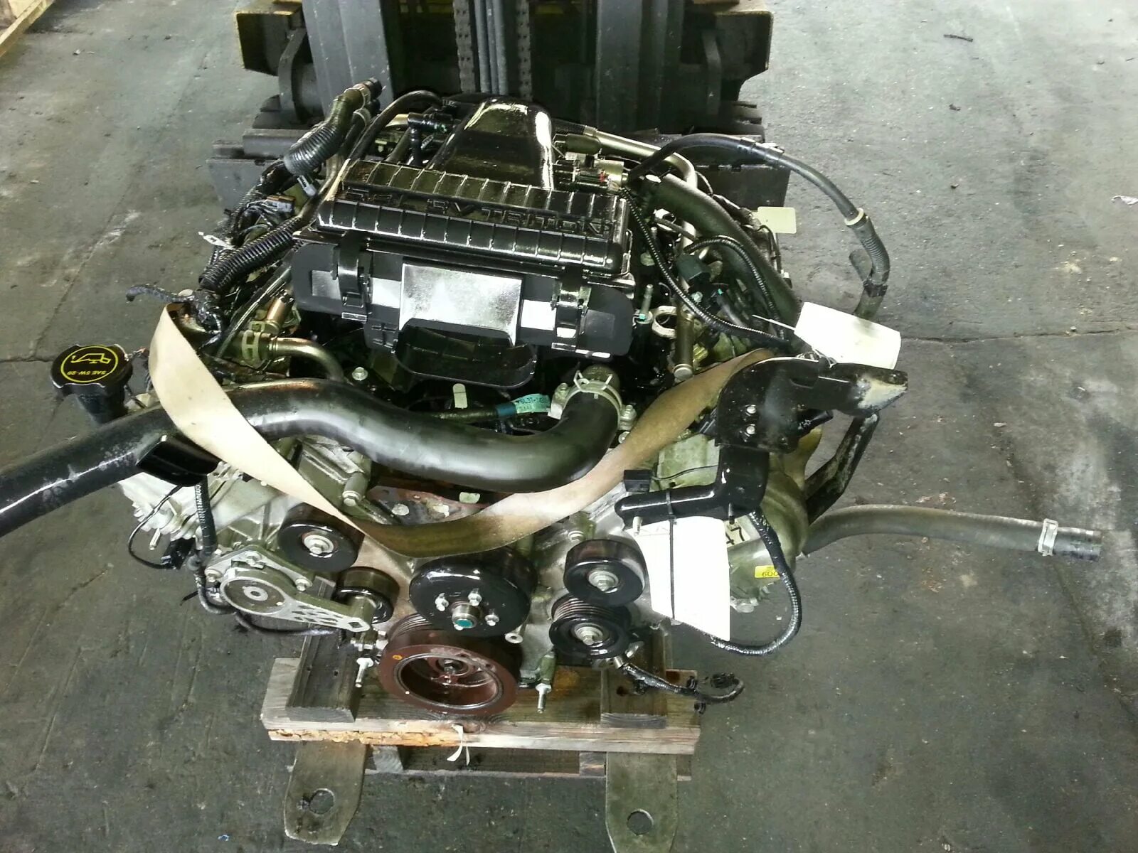 0 v6. двс форд эксплорер 3. 0 v6. 4 двигатель. двигатель форда 4 литра.