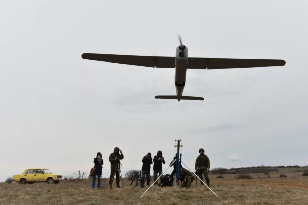 Беспилотник 30. Орлан-10е беспилотник. бпла орлан 10 рлс. пуск орлана бпла. беспилотник рф малогабаритный.