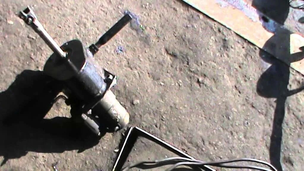 Ледобур из стартера. Электробур для зимней рыбалки из стартера. Электроледобур из дрели. Ледобур из стартера. Ледобур из стартера.