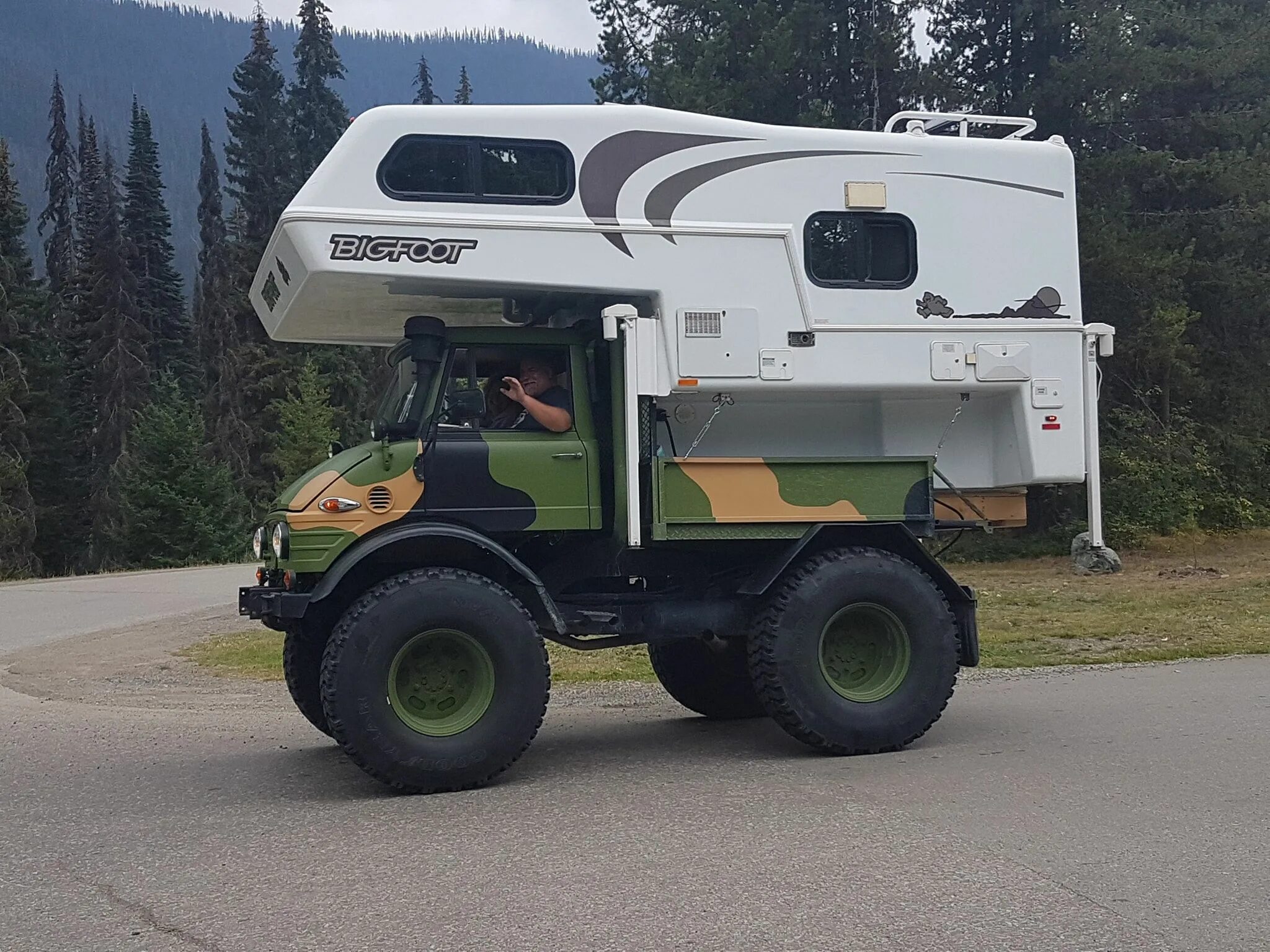 Автодом ивеко 4х4. Кемперы 4 4. Isuzu elf 4x4 автодом. Кемпер 4х4 автодом. Уаз camper33.