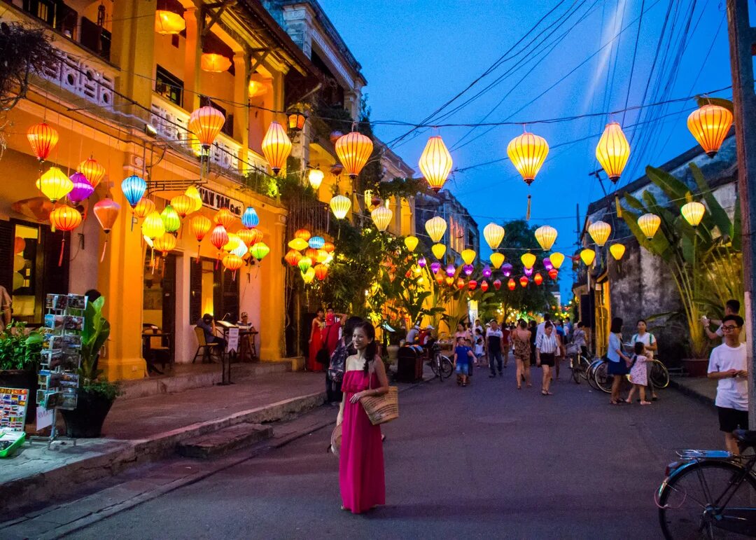 Ханой дананг. Хойан Вьетнам. Hoi an Вьетнам. Хойан Дананг. Дананг улицы.